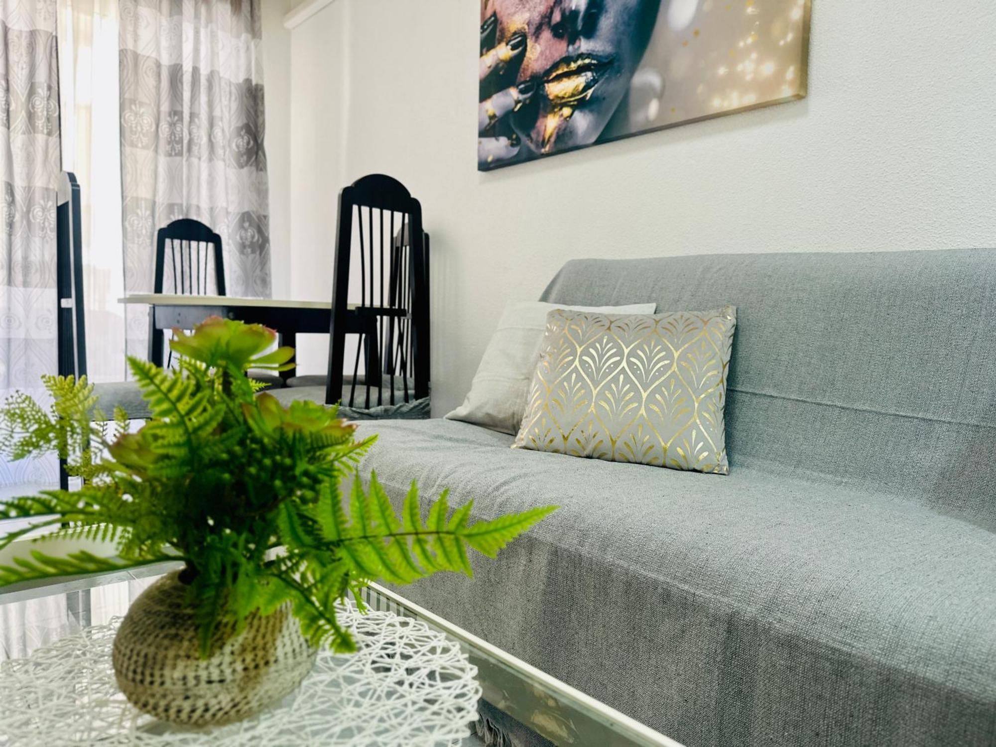 Apartament Solymar Torrevieja Zewnętrze zdjęcie
