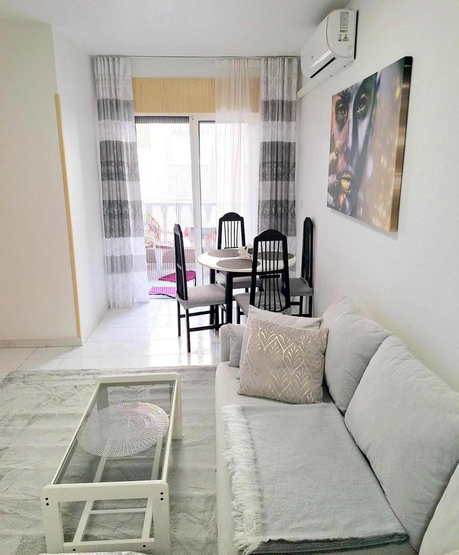 Apartament Solymar Torrevieja Zewnętrze zdjęcie